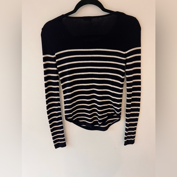 Striped long sleeve sweater - Picture 3 of 4